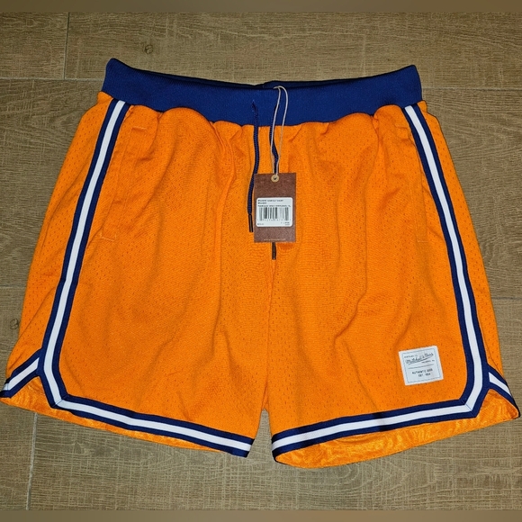 Mitchell and Ness Shorts - Picture 1 of 3